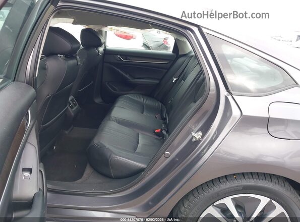 1HGCV3F52JA004938 2018 HONDA ACCORD HYBRID Gray 