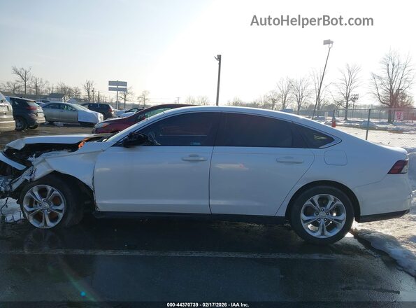 1HGCY1F25RA065522 2024 HONDA ACCORD White უკანა სალონის ხედი