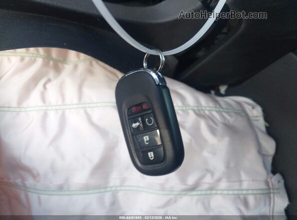 1HGCY2F54SA007052 2025 HONDA ACCORD White Vista del salpicadero