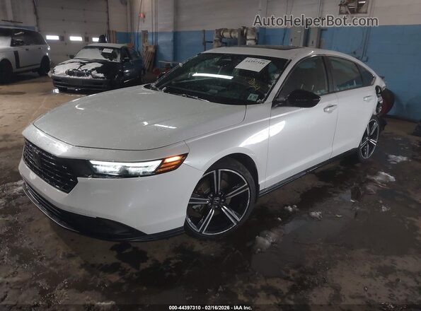 1HGCY2F5XRA078136 2024 HONDA ACCORD HYBRID White 