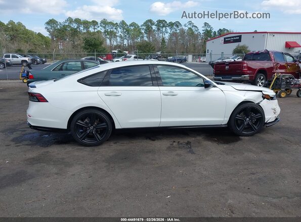 1HGCY2F78PA050060 2023 HONDA ACCORD HYBRID White 