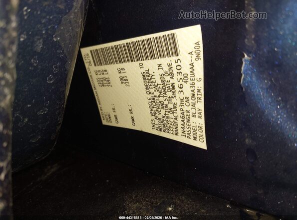 1N4AA6AP3HC365305 2017 NISSAN MAXIMA Blue Engine compartment view