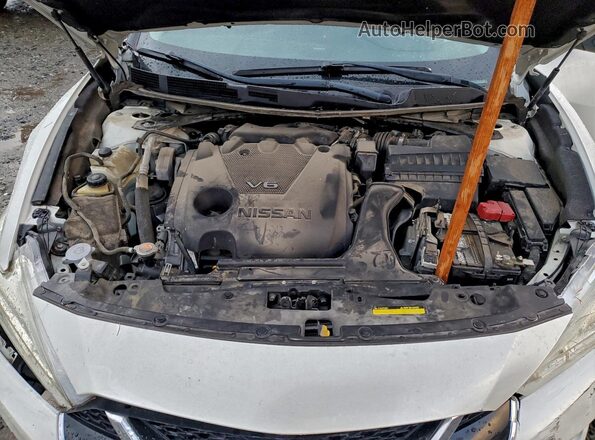 1N4AA6AP5JC408659 2018 NISSAN MAXIMA White Rear interior view