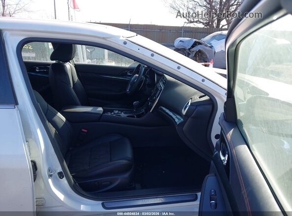 1N4AA6EV1PC503706 2023 NISSAN MAXIMA SR White 
