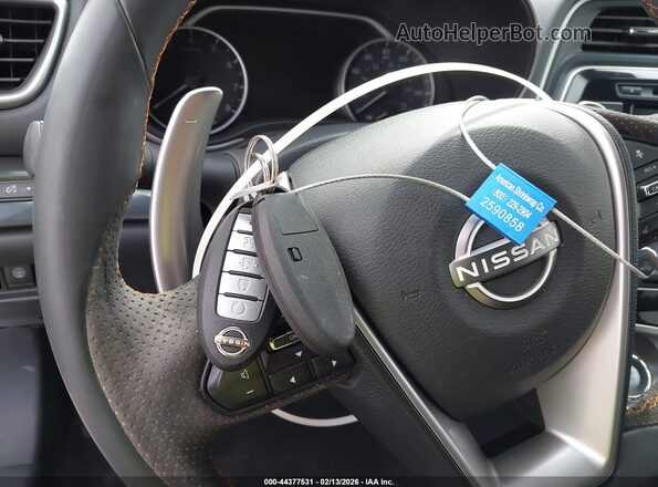 1N4AA6EV2PC508185 2023 NISSAN MAXIMA SR White Dashboard view