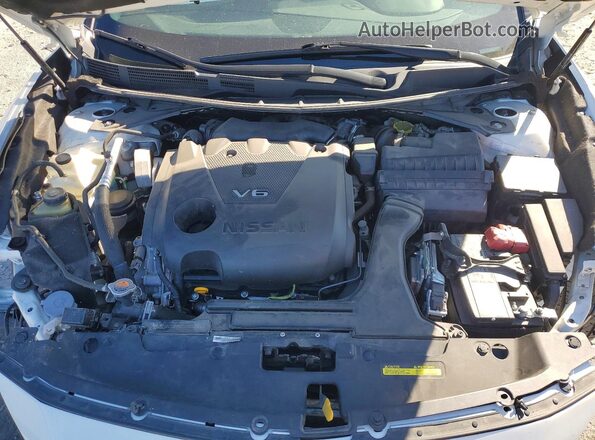 1N4AA6EV4PC503540 2023 NISSAN MAXIMA SR White Rear interior view