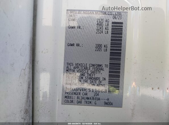 1N4AA6FV4PC511068 2023 NISSAN MAXIMA PLATINUM White ძრავის განყოფილების ხედი