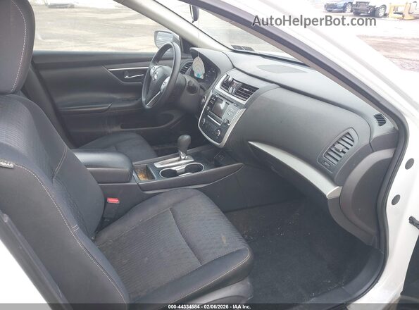 1N4AL3AP3GC273795 2016 NISSAN ALTIMA White 