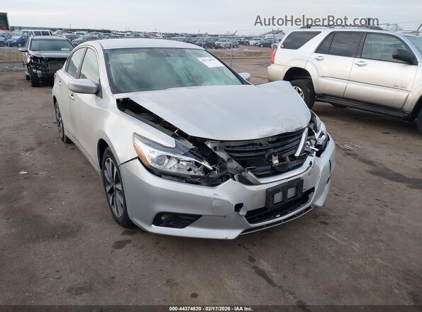 1N4AL3AP3HC213842 2017 NISSAN ALTIMA Silver Front view