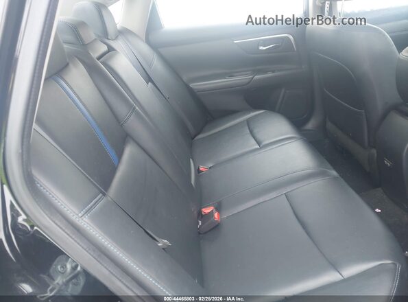1N4AL3AP4JC236438 2018 NISSAN ALTIMA Black VIN sticker view