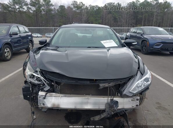 1N4AL3AP6JC240295 2018 NISSAN ALTIMA Black Rear interior view