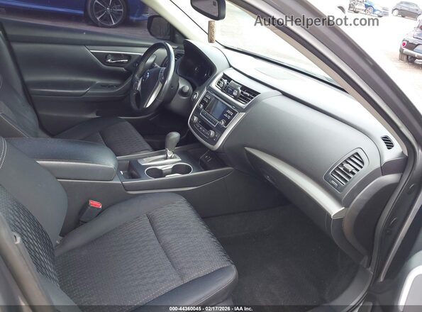 1N4AL3AP7GC266042 2016 NISSAN ALTIMA Gray Front interior view