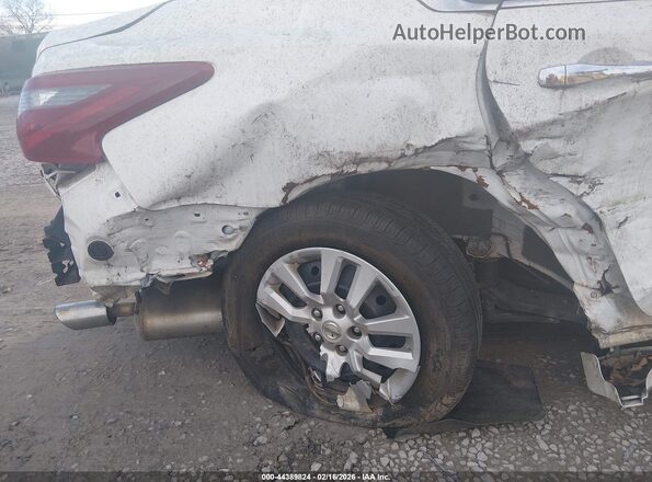 1N4AL3AP8JC227872 2018 NISSAN ALTIMA White Vista interior trasera