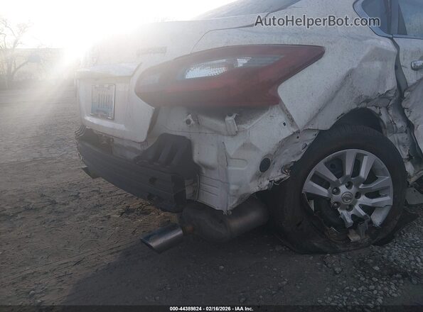 1N4AL3AP8JC227872 2018 NISSAN ALTIMA White Vista del salpicadero