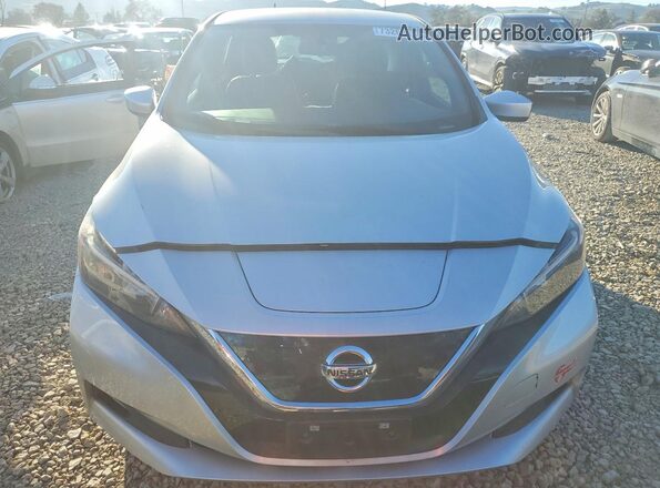 1N4AZ1CP8JC304370 2018 NISSAN LEAF Silver Vista frontal