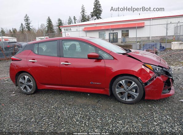 1N4AZ1CPXJC306640 2018 NISSAN LEAF Red Vista interior trasera