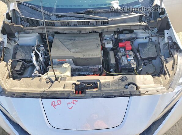 1N4AZ1CV9MC555885 2021 NISSAN LEAF Silver Սալոնի հետևի տեսք