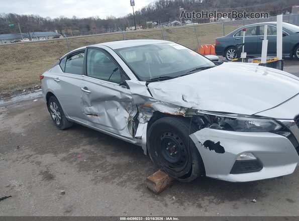 1N4BL4BV3KN310512 2019 NISSAN ALTIMA Серебряный Вид спереди