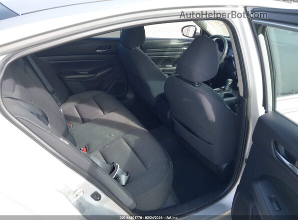 1N4BL4BV4KC166366 2019 NISSAN ALTIMA Silver VIN sticker view