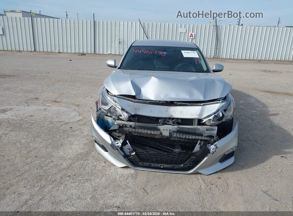 1N4BL4BV4KC166366 2019 NISSAN ALTIMA Silver Instrument cluster view