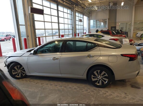 1N4BL4BV9LC245677 2020 NISSAN ALTIMA Silver Սալոնի 360 աստիճան տեսք