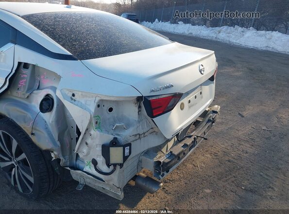 1N4BL4CV2MN325892 2021 NISSAN ALTIMA White Vista frontal