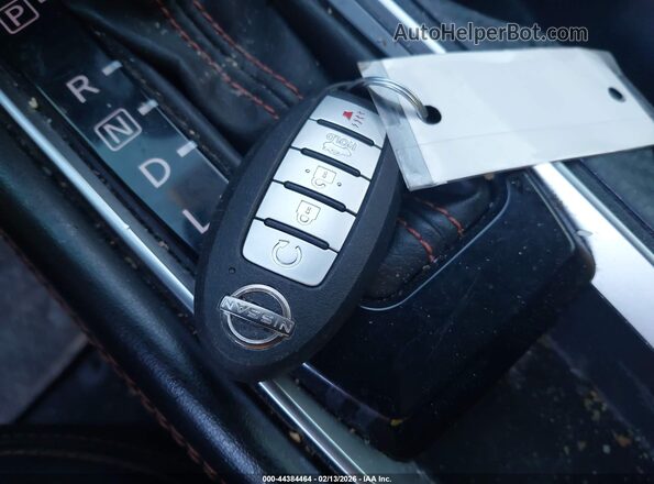 1N4BL4CV2MN325892 2021 NISSAN ALTIMA White Vista del salpicadero