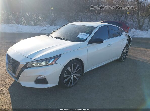 1N4BL4CV2MN325892 2021 NISSAN ALTIMA White Vista tres cuartos delantera izquierda