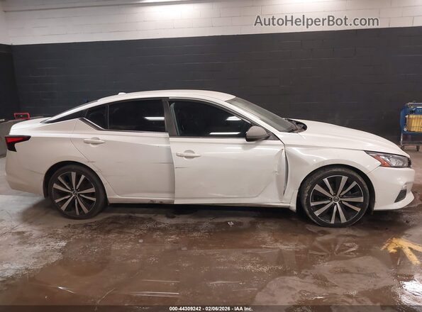 1N4BL4CV6LC173741 2020 NISSAN ALTIMA White Սալոնի հետևի տեսք