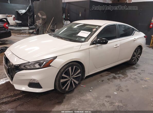 1N4BL4CV6LC173741 2020 NISSAN ALTIMA White Առջևի ձախ երեք քառորդ տեսարան