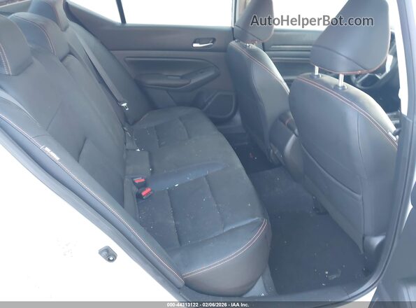 1N4BL4CW6NN366536 2022 NISSAN ALTIMA White 