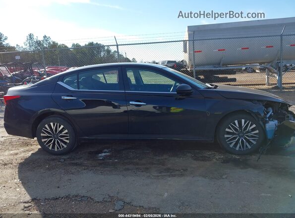 1N4BL4DV1RN377407 2024 NISSAN ALTIMA Black Вид задньої частини салону