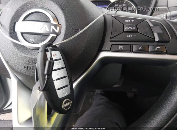 1N4BL4DV4SN304618 2025 NISSAN ALTIMA White Widok deski rozdzielczej