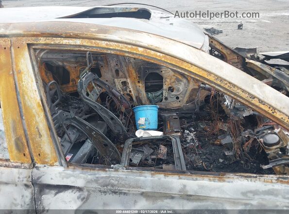 1N4BL4EV3KC180867 2019 NISSAN ALTIMA Silver Вид салону спереду