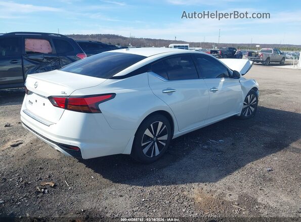 1N4BL4EV5NN407047 2022 NISSAN ALTIMA Белый Задняя правая четверть