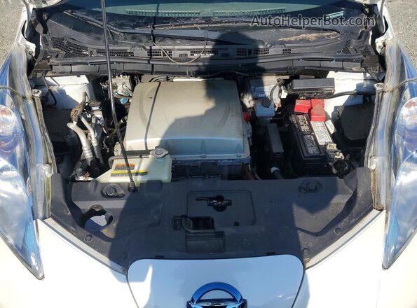 1N4BZ0CP2HC300811 2017 NISSAN LEAF White Սալոնի հետևի տեսք