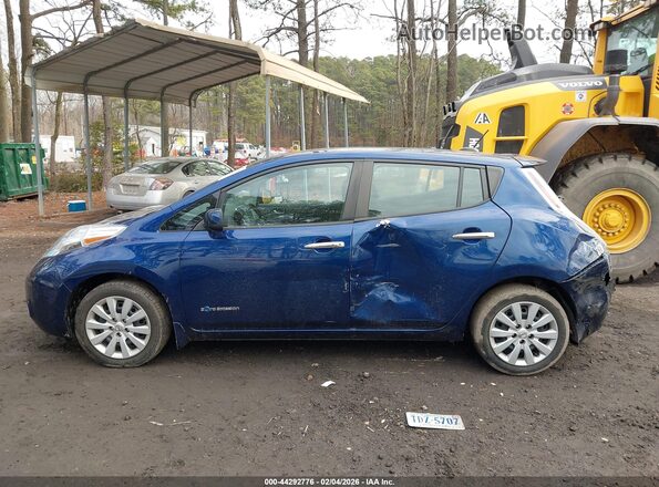 1N4BZ0CP8HC310873 2017 NISSAN LEAF Blue 360 interior view