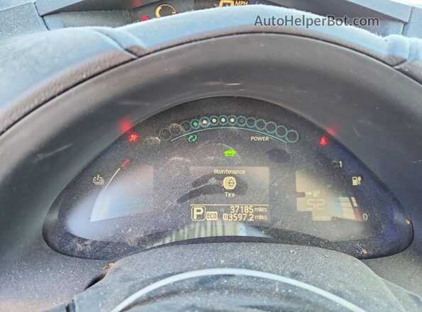 1N4BZ0CP9HC310977 2017 NISSAN LEAF White Instrument cluster view