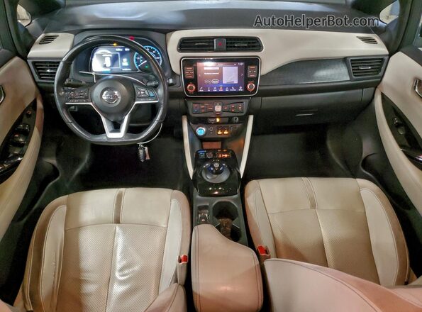 1N4BZ1CP5KC317776 2019 NISSAN LEAF Black Widok deski rozdzielczej