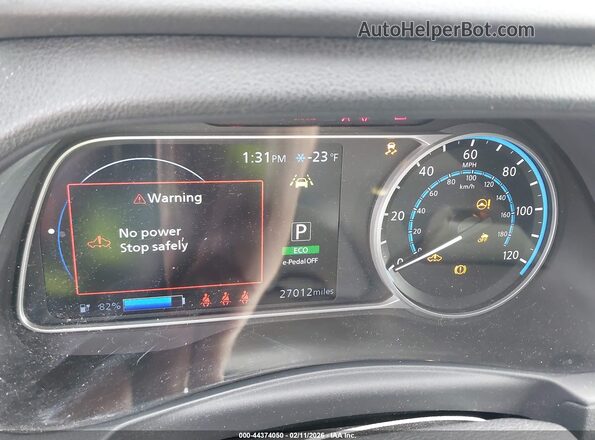 1N4CZ1CV1PC553125 2023 NISSAN LEAF Blue Widok tylnych siedzeń