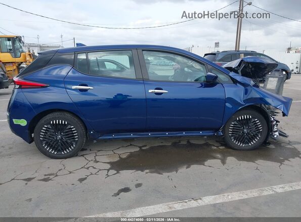 1N4CZ1CV1PC553125 2023 NISSAN LEAF Blue Widok wnętrza 360 stopni