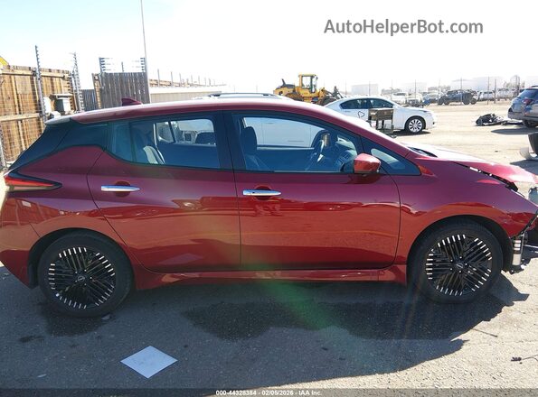 1N4CZ1CV1SC565638 2025 NISSAN LEAF Red 360 interior view