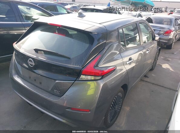 1N4CZ1CV4PC558903 2023 NISSAN LEAF Серый Задняя правая четверть