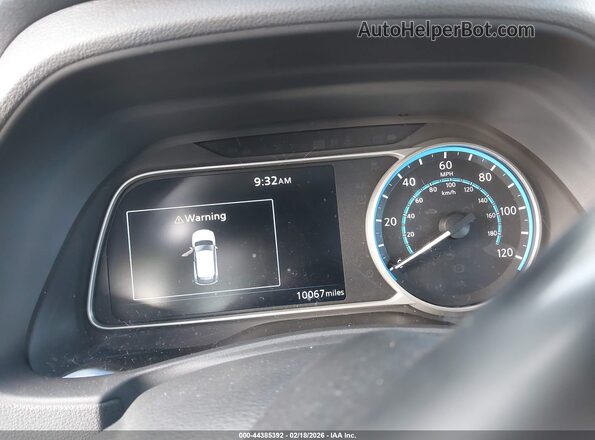 1N4CZ1CV7SC566647 2025 NISSAN LEAF White უკანა სავარძლების ხედი
