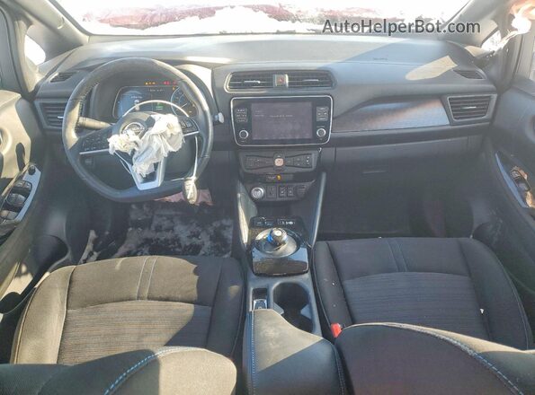 1N4CZ1CV9PC550781 2023 NISSAN LEAF Red Dashboard view