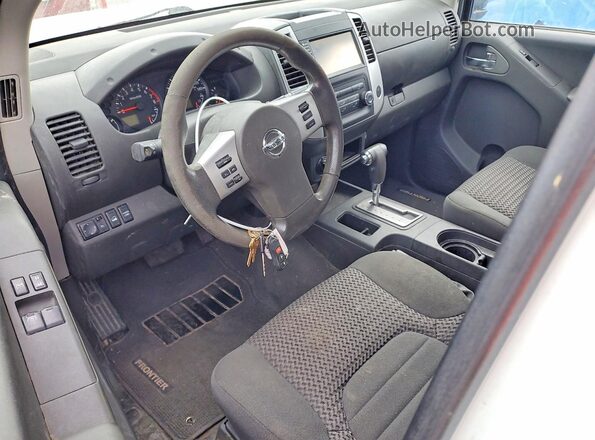 1N6AD0CW4KN784632 2019 NISSAN FRONTIER White 