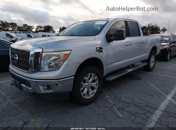 1N6BA1F2XGN500570 2016 NISSAN TITAN XD Silver Vista tres cuartos delantera izquierda