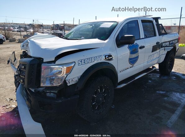 1N6BA1F32HN571773 2017 NISSAN TITAN XD White Передня ліва чверть