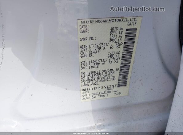 1N6BA1F39JN551185 2018 NISSAN TITAN XD White Շարժիչի բաժամունքի տեսք