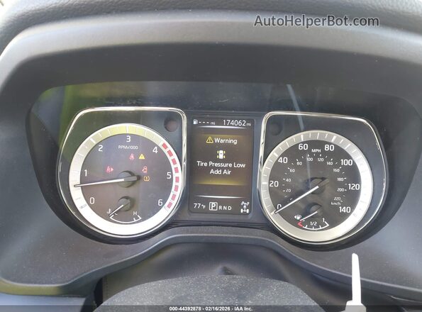 1N6BA1F3XJN519345 2018 NISSAN TITAN XD Black Հետևի նստատեղերի տեսք